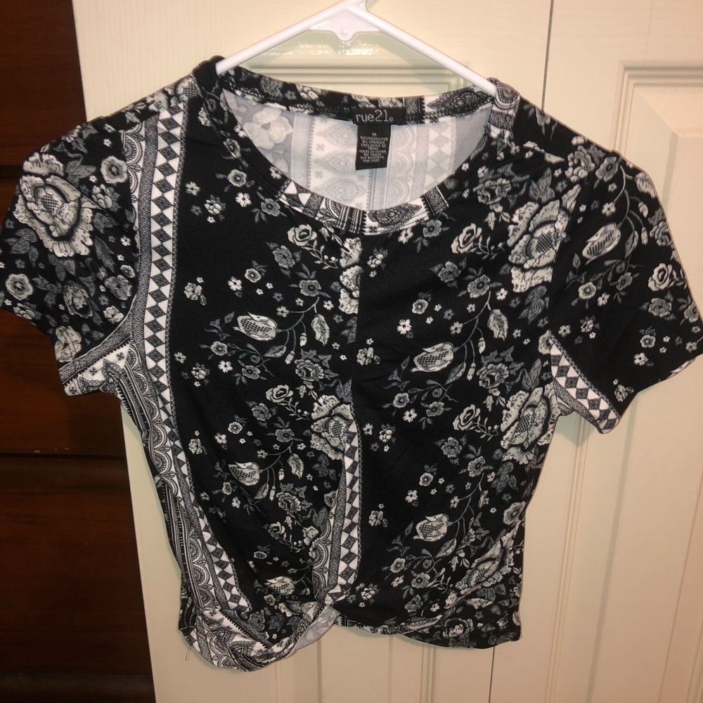 Tie knot t shirt